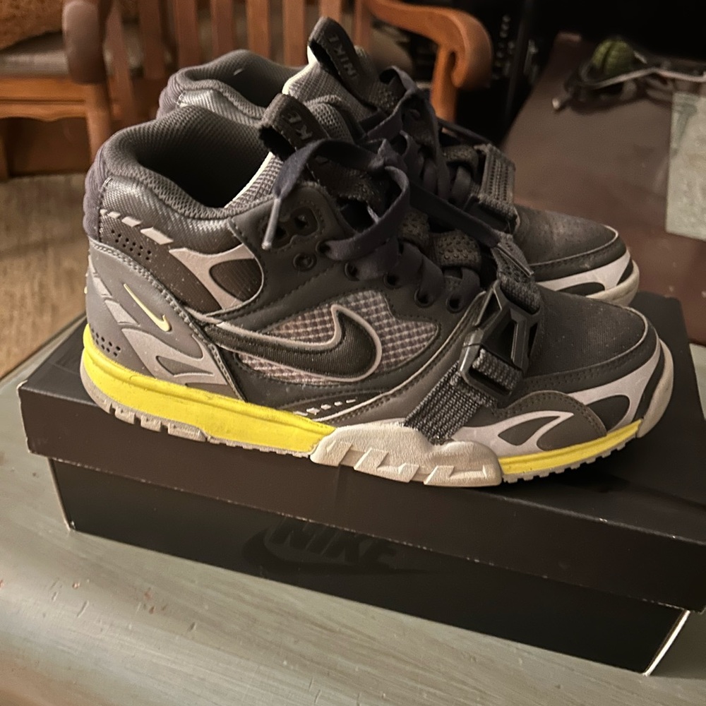 Nike Air Trainer - Picture 3 of 6